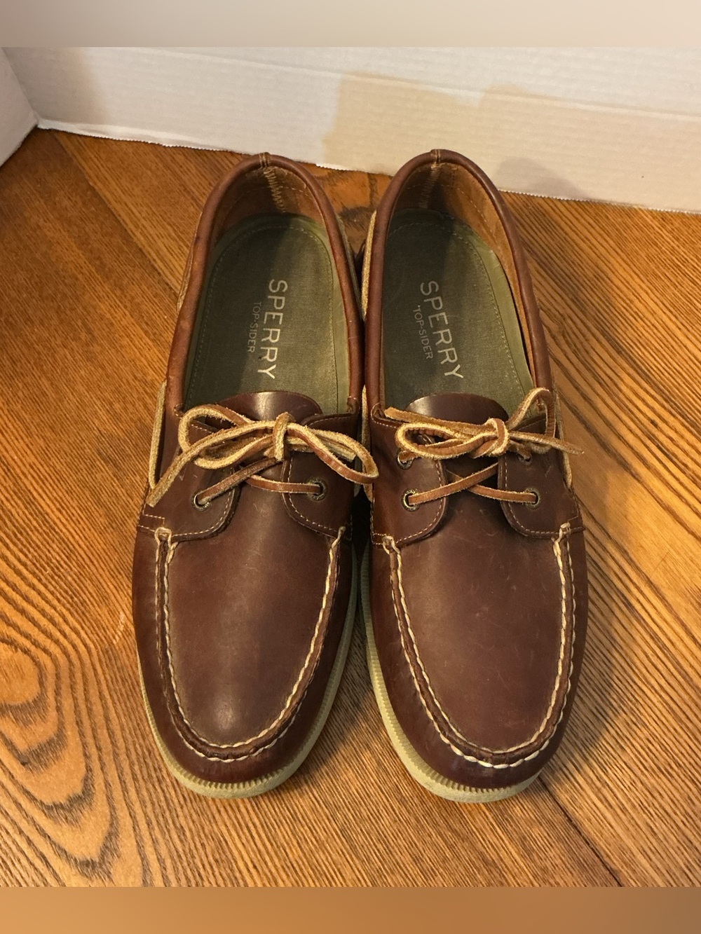 Sperry Top-Sider Brown Leather Authentic 2-Eye Boat Shoe. Size 11 (see size pic)